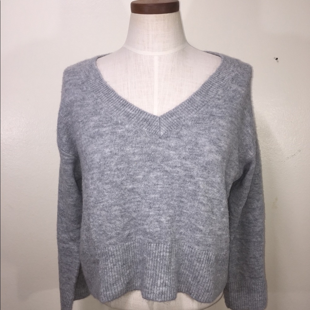 Light gray sweatshirt